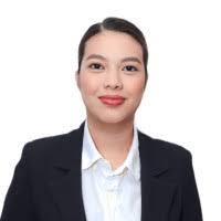 Andrea Gregson's Instagram, Twitter & Facebook