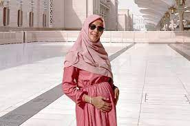 Cantiknya Paula Verhoeven Dengan Hijab Ketika Foto Di Depan Ka Bah Saat Jalankan Ibadah Umroh Semua Halaman Stylo