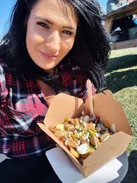 The Tennessee State Fair was HOT but the dogs were hotter! Had my first  pickle dog from @dilldogs615 and my life will never be the same. Either  will my fingers, but that's