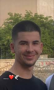 Ima li neko broj telefona od dejana "sima taxi"?