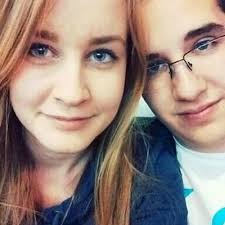 Alisha Bateman's Instagram, Twitter & Facebook