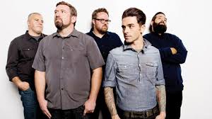 Dashboard confessional's profile including the latest music, albums, songs, music videos and more updates. Dashboard Confessional Tickets Fur 2021 2022 Tour Information Uber Konzerte Touren Und Karten Von Dashboard Confessional In 2021 2022 Wegow Deutschland