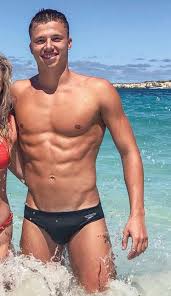 Freddie Woodward di pacco (+ foto porno del pisellone del tuffatore  inglese) - BitchyX