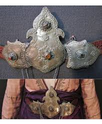 Women S Toka Belt Buckle From The Konya Region Late 19th Century Silver Guilt Metal And Glass Paste Purchased In Bozkir In 19 Taki Kemer Aksesuarlar