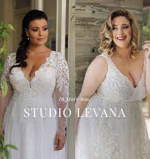 For example, a regular size 20 has measurements of chest 46'', waist 38'' and hips 49''. Della Curva Has The Best Selection Of Plus Size Wedding Dresses In Los Angeles California