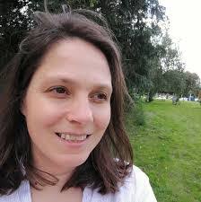 Irene Urrutia's Instagram, Twitter & Facebook