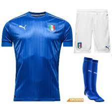 Het tenue zit goed en is lekker warm. Italie Tenue Kids 2016 2017 Kopen Puma Thuistenues Kinderen