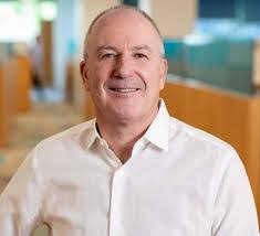 Steven Stein's Instagram, Twitter & Facebook