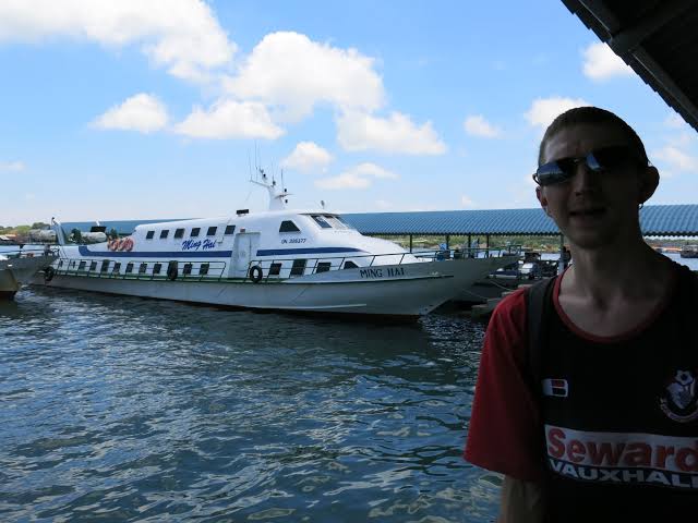 Mga resulta ng larawan para sa Brunei Ferry Boat Terminal from Malaysia"