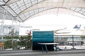 Degussa bank ag bei deutsche lufthansa ag lufthansa basis, gebäude 302 flughafen frankfurt 60546 frankfurt. Street Pianos Flughafen Munchen