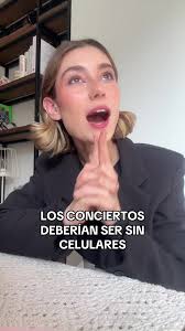 Siempre que voy a un concierto pienso esto y no se si soy la unica jajajaj  #unpopularopinion #conciertos #celulares