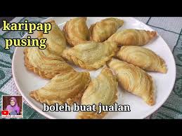 Tepung gandum 1 1/2 cawan 1 sudu teh garam 1/3 cawan air sejuk (ais) bahan b: Cara Buat Karipap Kentang Yang Rangup Dan Sedap Litetube