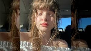 Isabel Beatty's Instagram, Twitter & Facebook