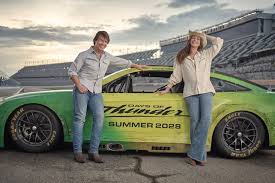 Tom Cruise and Anne Hathaway in the Days of Thunder sequel announcement