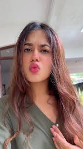 Davina Früher Heute