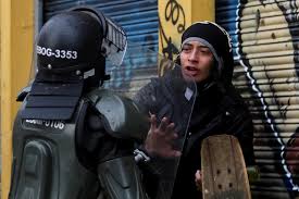 Bogotá, colombia — the dead include a ninth grader who went out to protest with his brother; Iaamylieph Ztm