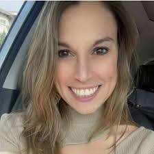 Erin Maroney's Instagram, Twitter & Facebook