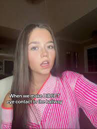 Lea Lilly's Instagram, Twitter & Facebook