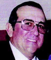 Joe Reis's Instagram, Twitter & Facebook