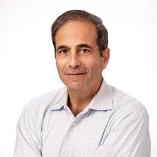 Karl Stark's Instagram, Twitter & Facebook