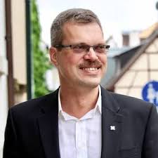 Dekan Thomas Hafner in seinem Amt bestätigt