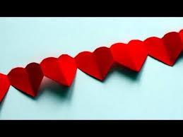 Basteln Mit Papier Herzgirlande Fur Valentinstag Hochzeit Muttertag Weihnachten W Youtube Basteln Muttertag Basteln Basteln Mit Papier