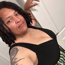 Tomorrow i will be posting pics of various power tools and gardening tools.  Example 2 weed wackers, wet tile cutter, power drills, garden blower,  circular saws. These items are up for sale