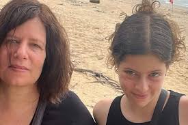 Hamas accused of violating truce by separating mother, child