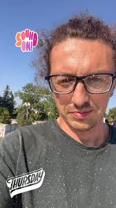 🔨 Jakie bloczki do naciągów sznurka murarskiego naprawdę warto kupić? W  tym filmie pokazuję konkret — które bloczki najlepiej się sprawdziły  spośród tych, które używałem na budowie. Było ich kilka, więc mam