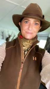 Photo Review On A Farley Country Attire By Jo Thorpe