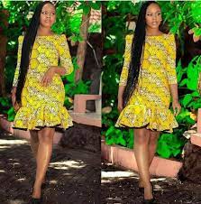 Robe africaine robe droite longue chic. 47 Modeles De Robes En Pagne Chics Et Tendances Pour Vos Occasions