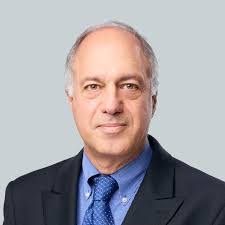 Chelsea Thom's Instagram, Twitter & Facebook