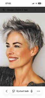 Free hair models needed for short haircut