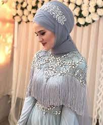 Thandy Vieira Adli Kullanicinin Turban Modelleri Panosundaki Pin Elbise Dugun Giyim Gelin
