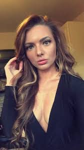 Tammy Mclaren's Instagram, Twitter & Facebook