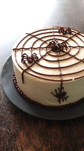 Layer Cake Araignee Tout Chocolat Pour Halloween La Patisserie De Lucie Tout Chocolat Chocolat Layer Cake