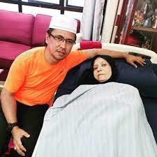 This research aims to find out how lecturers' competence and learning motivation affect the students' statistical analysis ability. Derita Penyakit Kanser Peritoneal Tahap 4 Pelakon Wafa Abdul Kadir Menghembuskan Nafas Terakhir Al Fatihah Keluarga