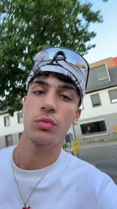 Baby, what you want me to do #elvispresley #presley #foryou #fyp #sing...