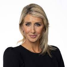 Sharon Kain's Instagram, Twitter & Facebook