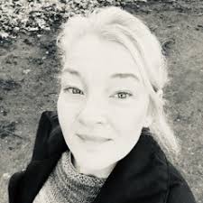 Listen to Fi Mahal “Over the Rainbow” Lina Sleibi ft. Johno لينا صليبي- في  محل by Lina Sleibi لينا صليبي in لينا صليبي playlist online for free