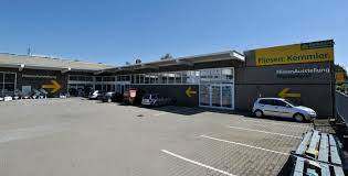 Wer möchte, kann auch selber fliesen. Fliesen Kemmler In Fellbach Oeffingen Wir Sind Fur Sie Da