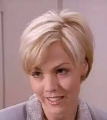 Favorite Hairstyle Qualifying Poll: Rank Kelly Taylor's Hairstyles :  r/BeverlyHills90210