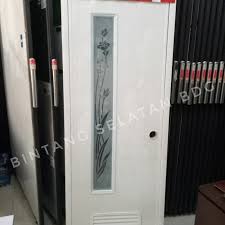 Biasanya percikan air dan tingkat kelembaban yang tinggi menyebabkan bakteri bersarang di pintu. Konsep Populer Harga Pintu Kamar Mandi Pvc Merk Royal