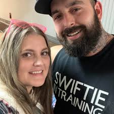 Does anyone know Alonzo King or Amina who wrote letters with homemade  envelopes and dropped them off at Clementine's?