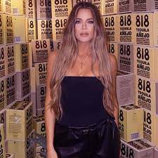 Born in los angeles, khloé alexandra kardashian is a model, actress, and businesswoman who became famous with the reality. Zcmw1gmx3mxclm