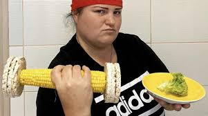 Судя по новым снимкам, актриса сильно похудела. Repersha Alyona Alyona Brosila Sebe Vyzov I Uzhe Pohudela Na 10 Kilogramm