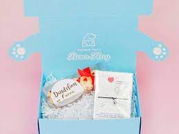 Ain't that just the way. Someone Loves You Gift Boxes Bearhugs Gifts Send A Hug In A Box Thinking Of You Gift By Post