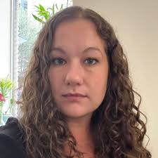 Give her the Mar-A-Lago makeover and she would kill.