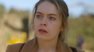 La Brea: Who Is Gavin's Mother & Who Plays Her?