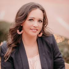 Krista Wiley's Instagram, Twitter & Facebook